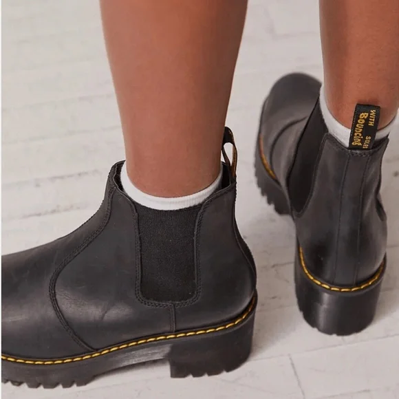 Free People Dr. Martens Rometty Chelsea Boots Size 7, EU 38 $198 - Picture 2 of 11